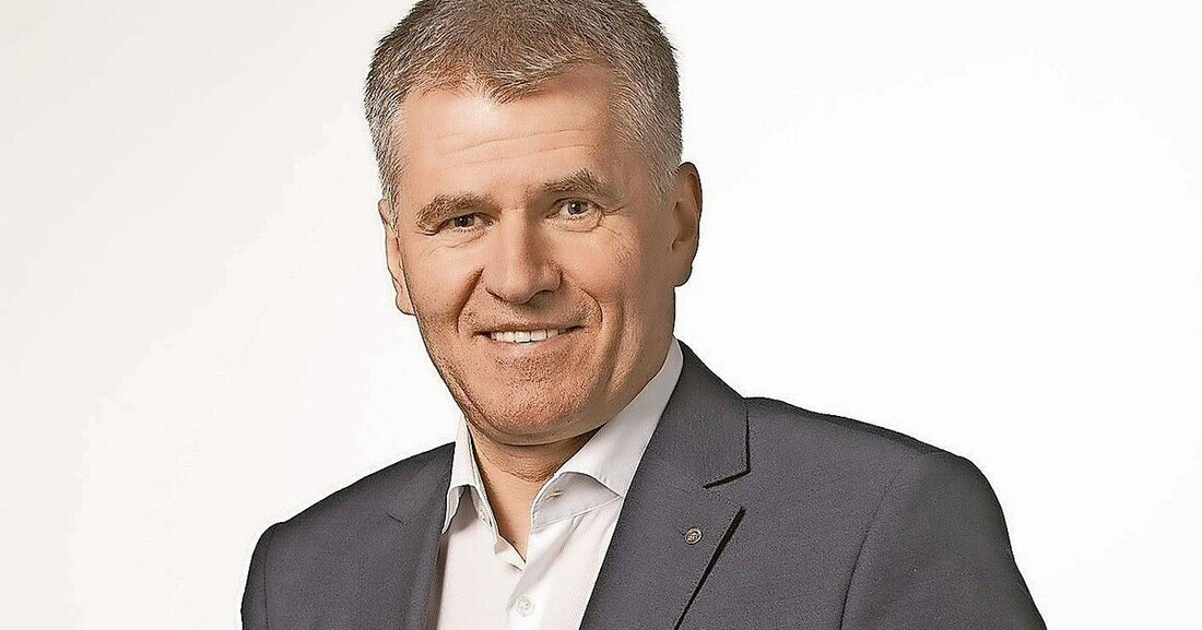 Robert Jägersberger, Bundesinnungsmeister des Bau­gewerbes, spricht über Bodenverbrauch und Bodenver­siegelung.