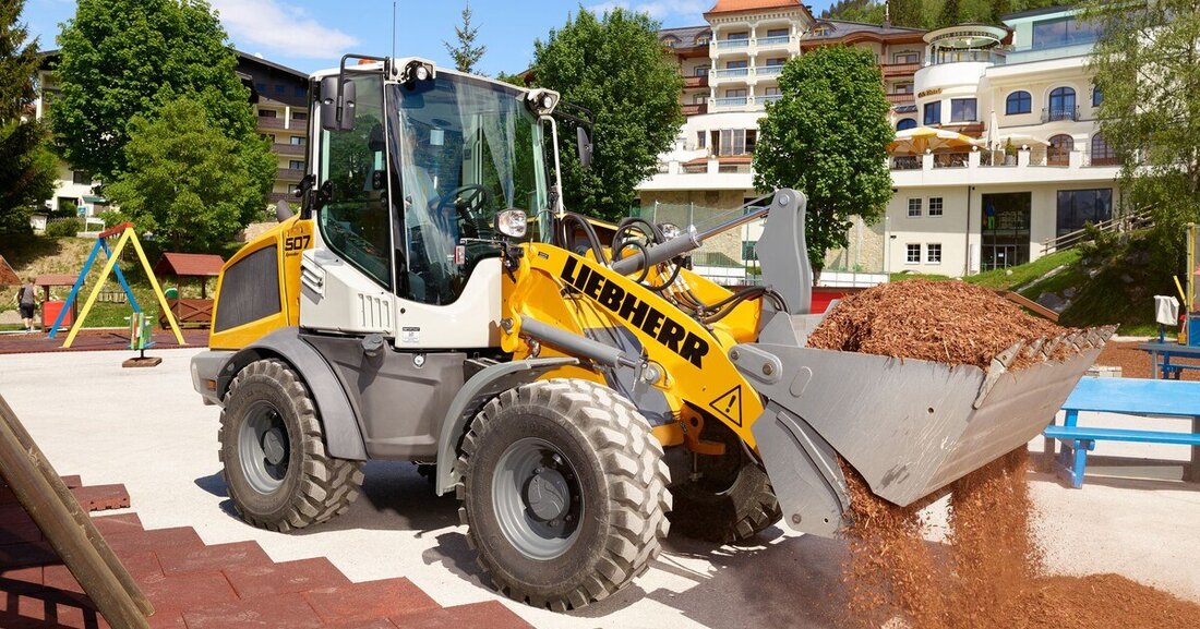 Über das Antriebkonzept der Zukunft scheiden sich die Geister. Auch Baumaschinenhersteller müssen Entscheidungen treffen.