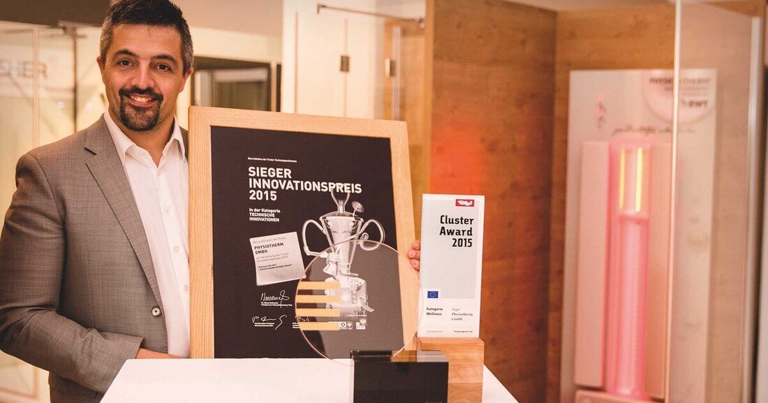 Bereits wenige Monate nachdem der österreichische Hersteller Physiotherm seine nachrüstbare Infrarotdusche "Intense Smart" auf den Markt gebracht hat, wird diese Innovation mit Preisen überhäuft. Nach dem Tiroler Cluster Award 2015 und dem Design- und Erfinder-Award bekam der Betrieb für die Entwicklung dieses Moduls nun auch noch den Tiroler Innovationspreis.