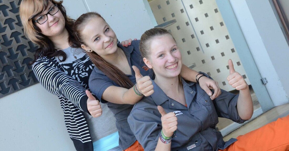 Beim oberösterreichischen Schaltschrankspezialisten Schinko sind heuer alle neuen Lehrlinge weiblich.