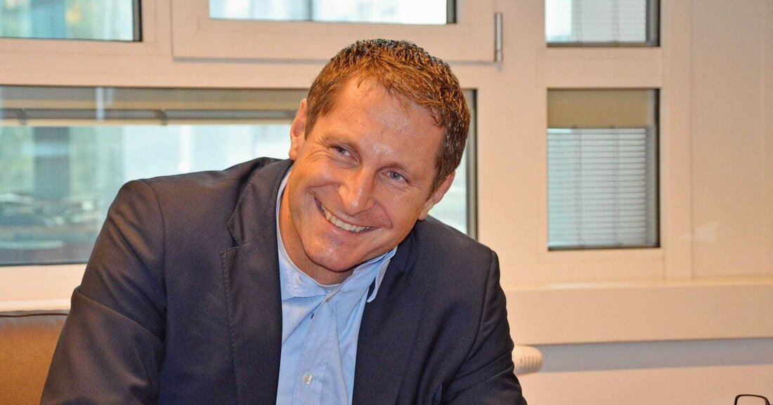 Nach dem Abgang von Mag. Hans-Peter Moser verlässt nun mit Mag. Markus Haberfellner ein weiteres Mitglied der ÖAG-Führung das Haus.