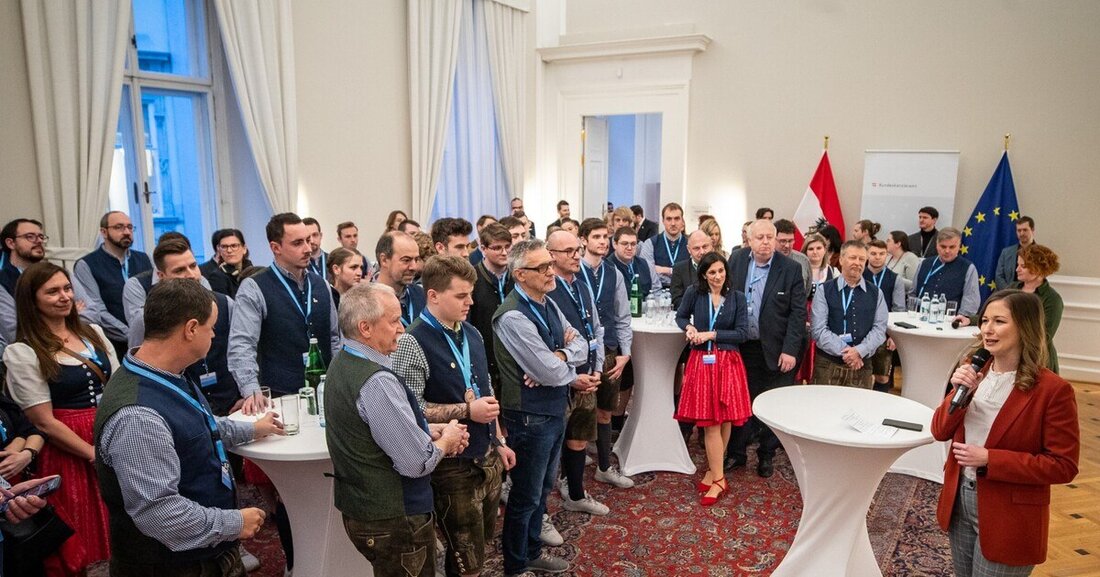 Vergangenen Monat wurde Maler-Weltmeister Christoph Pessl mit dem "Best of Nation"-Award für seine besonderen Leistungen bei den WorldSkills im Bundeskanzleramt ausgezeichnet.