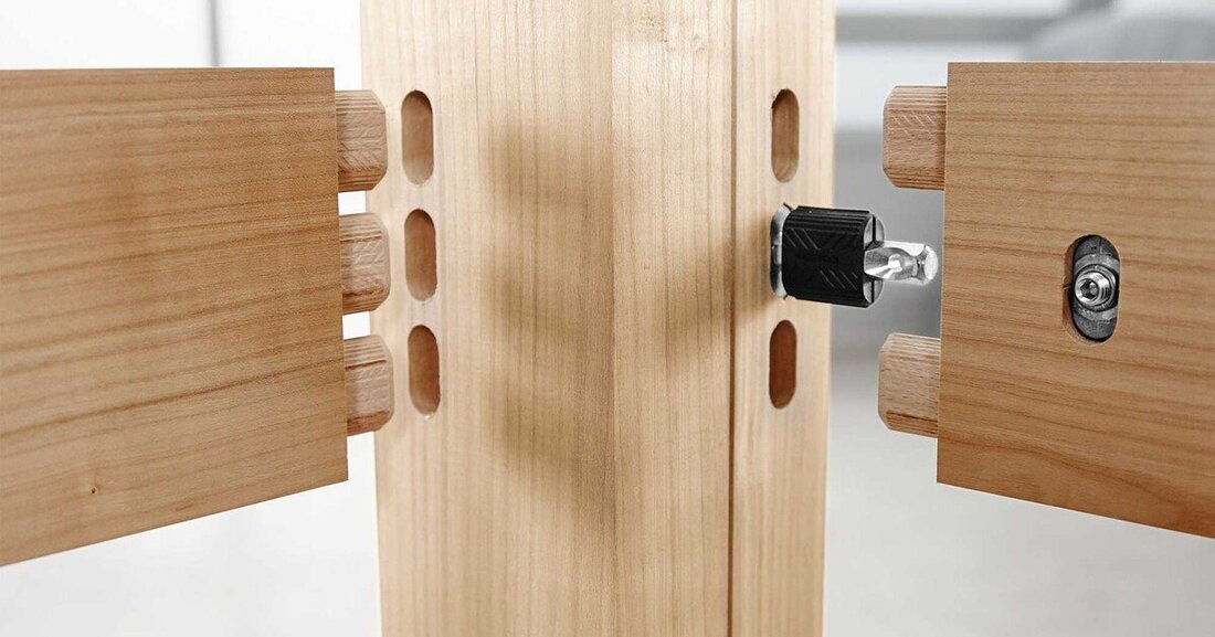 Festool hat sein Domino-System erweitert und zu seiner XL-Dübelfräse neue, wieder lösbare Eck- und Flächenverbinder entwickelt. 