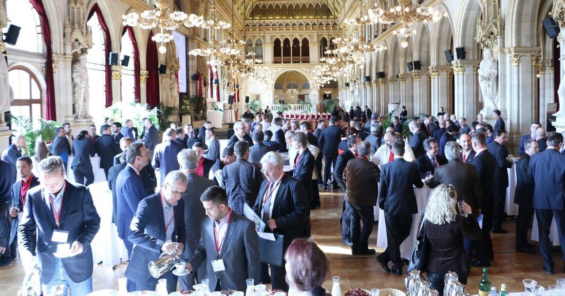 Am 20. April 2016 um Mitternacht trat die neue Europäische Aufzugsrichtlinie 2014/33/EU in Kraft. Ist nun alles anders oder doch nicht? Am 15. TÜV Aufzugstag gaben Experten im Wiener Rathaus Antwort.