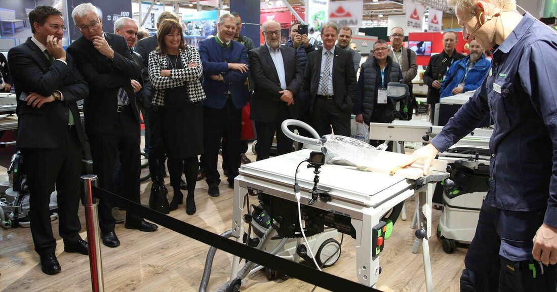 Nach langer Pause wagt die Fachmesse für Holz, Metall, Werkzeug, Farbe und Handel vom 19. bis 21. März 2025 in Wels den Neustart. Jetzt Gratis-Ticket sichern!