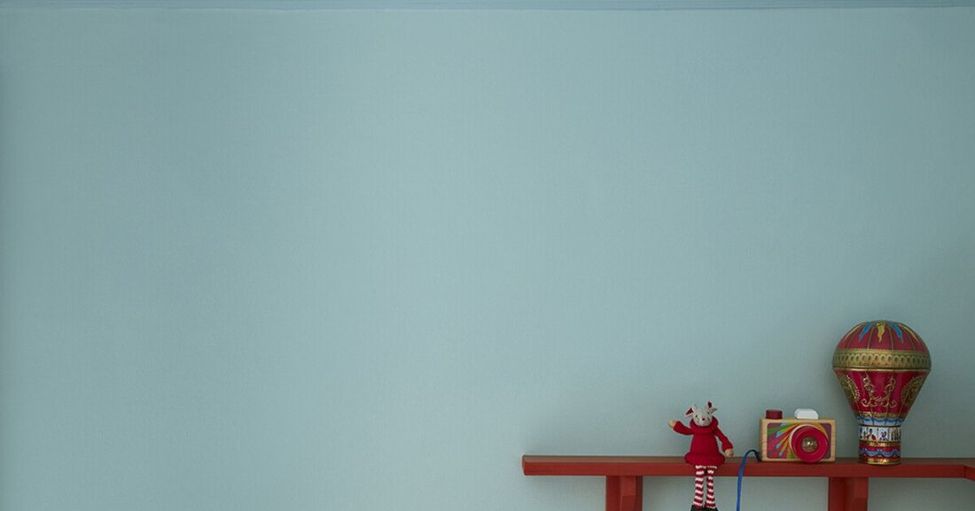 Der britische Farbenhersteller Little Greene zeigt, wie man Wohnräume effektvoll verändern kann.