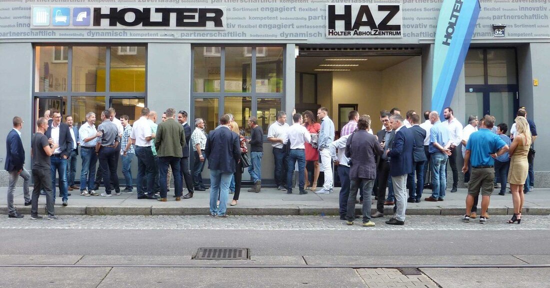 Drei Abholmärkte hat Holter innerhalb weniger Monate in Wien bereits eröffnet und alle zeigen eine sehr erfreuliche Entwicklung. Nun wurde in der Taborstraße im 2. Bezirk das vierte Holter Abholzentrum (HAZ) gestartet.