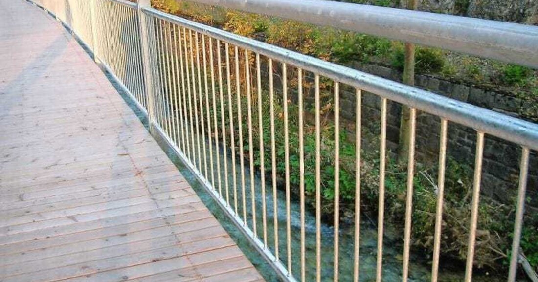 Am 9. November 2016 findet in der NÖ Wirtschaftskammer St. Pölten ein Kurs „Geländer, Stege, Treppen – Berechnung, Ausführung, Haftung“ statt.