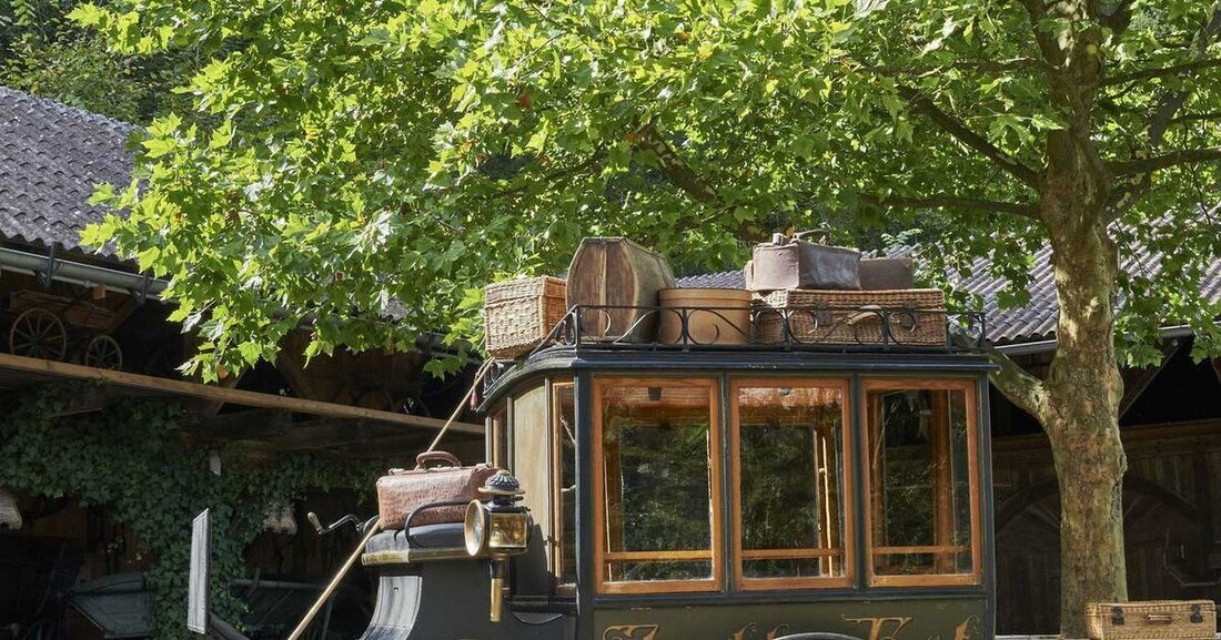 Die historischen Kutschen und Schlitten, die Tischlermeister Hannes Gruber in seinem Museum zeigt, erzählen Geschichten vom Handwerk und der Mobilität aus den Zeiten vor dem Siegeszug des Automobils. 