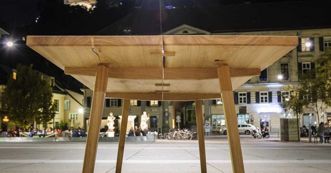 Auf der Suche nach einer Position für das traditionelle Handwerk in einer modernen Welt hat der Grazer Tischlermeister Georg Mähring interessante Antworten gefunden. 