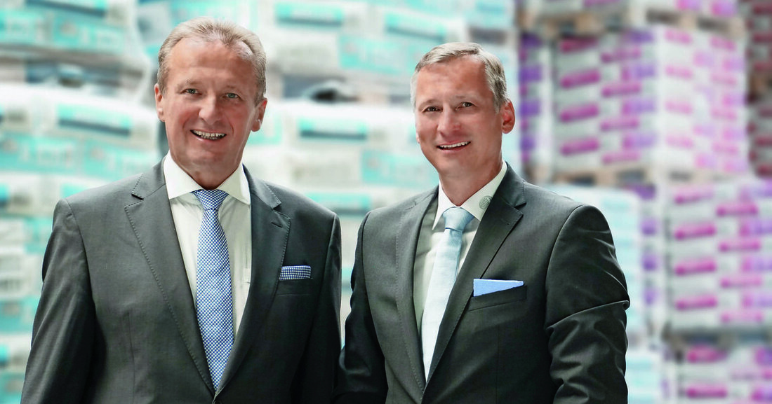 Herausforderungen, besondere Momente und das alltägliche Geschäft – der neue Ardex-Geschäftsführer Gunther Sames und sein Vorgänger Anton Reithner im Interview.