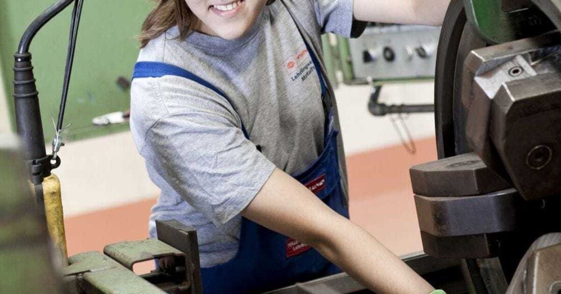 Seit 1. Juli 2017 gibt es im Rahmen der Lehrbetriebsförderung zusätzliche finanzielle Anreize für Lehrlinge und deren Lehrbetriebe.