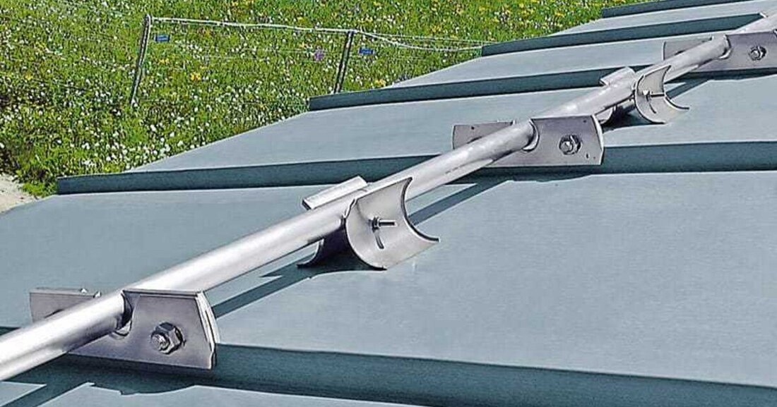 Was hat es auf sich, wenn man auf günstigere Konkurrenzprodukte statt auf „teures“ Originalzubehör setzt? Handelt es sich beim oft prognostizierten Schadenspotenzial durch Verwendung von nichtoriginalem Zubehör um Fake-News – und sind Konkurrenzprodukte in der Gesamtbetrachtung tatsächlich preiswerter? Welche Risiken gehe ich als Unternehmer bei der Verwendung von Produkten unterschiedlicher Hersteller ein?