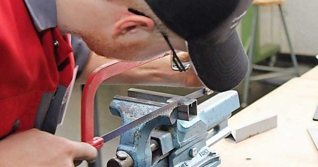 Österreichweit fallen bei den Lehrabschlussprüfungen etwa 20 Prozent der angetretenen KandidatInnen durch. In Gewerbe und Handwerk liegt die Erfolgsquote mit 76,5 Prozent unter dem Durchschnitt.