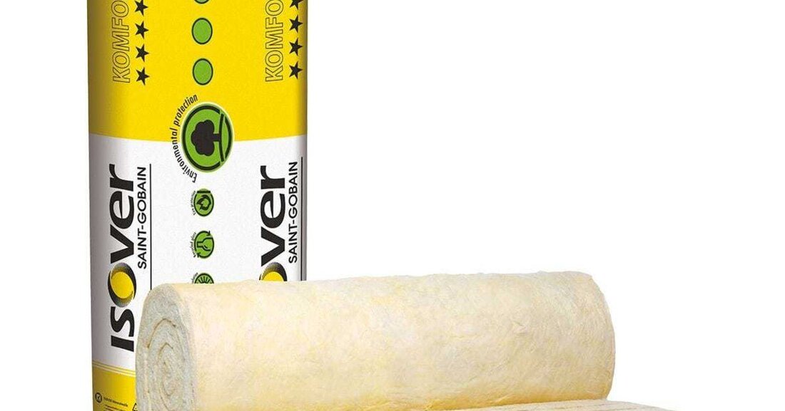 Isover Uniroll Plus ist ein universell einsetzbarer Dämmstoff aus Mineralwolle mit pflanzlichem Bindemittel und nachhaltig aus Recyclingglas mit Ökostrom hergestellt.