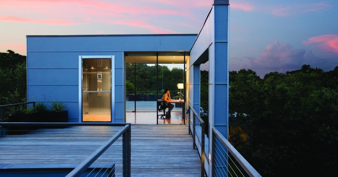 Mit einem neuen Produkt mischt OTIS nun auf dem Homelift-Markt mit. Der Weltmarktführer bei Aufzügen und Fahrtreppen setzt auf Flexibilität und Design im Eigenheim und öffnet so eine neue Unternehmenssparte. Der Demografiewandel hin zu einem Älterwerden der Gesellschaft ist nur einer der Gründe, warum OTIS gerade jetzt den Produktlaunch durchführt.