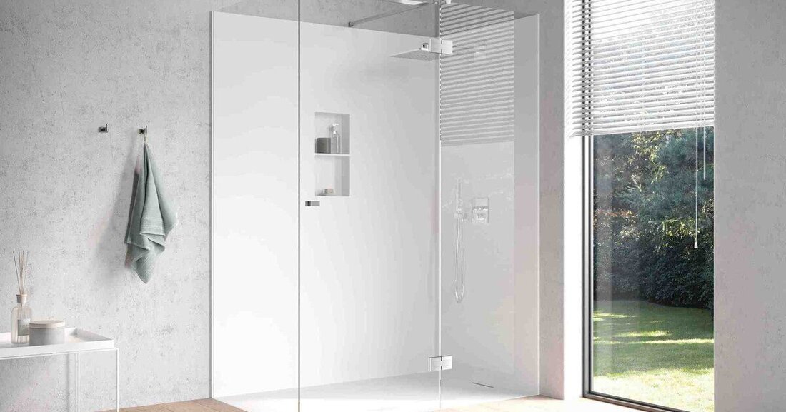 Die Hasenkopf Industrie Manufaktur hat eine Komplettdusche aus Mineral­werkstoff entwickelt, die jeder Tischler mit seinem Know-how und vorhandenen Werkzeugen einfach und schnell montieren kann. 