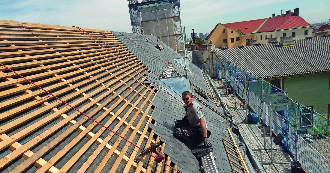 Die ÖNorm B 3419 „Planung und Ausführung von Dacheindeckungen und Wandverkleidungen“ wurde überarbeitet und am 1. April 2018 neu aufgelegt. Normenexperte Ing. Werner Linhart informiert über die wichtigsten Änderungen.