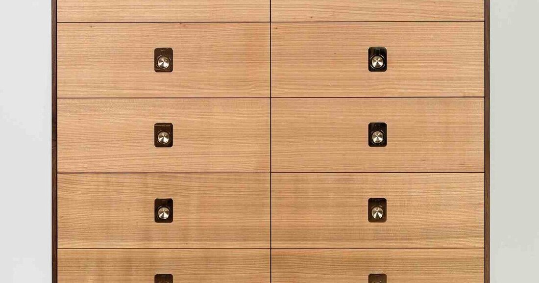 14 Jungtischler aus Österreich und Südtirol zeigen derzeit im Rahmen der Tischlermeistergalerie ihre Abschlussstücke im Museum Lignorama in Riedau/OÖ. Am Freitag, 12.10., wurden die besten Möbel ausgezeichnet.