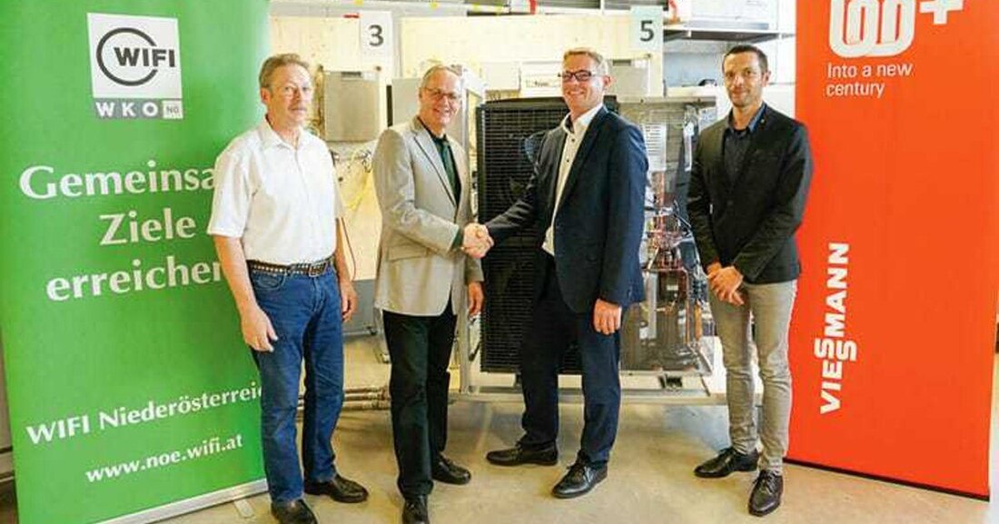 Am WIFI in St. Pölten wird in den Werkstätten nun mit einem neuen Wärmepumpenset gelehrt.