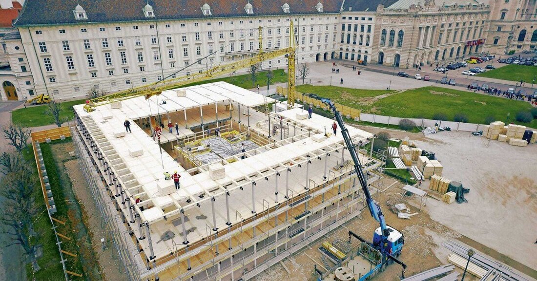 Gebäude ohne Zuhilfenahme von Technologie zu errichten oder zu betreiben, ist heutzutage nicht mehr denkbar. Dennoch gibt es immer wieder die Forderung, zu archaischen Formen des Bauens zurückzukehren und es im wahrsten Sinne wieder als „Handwerk“ zu verstehen. 