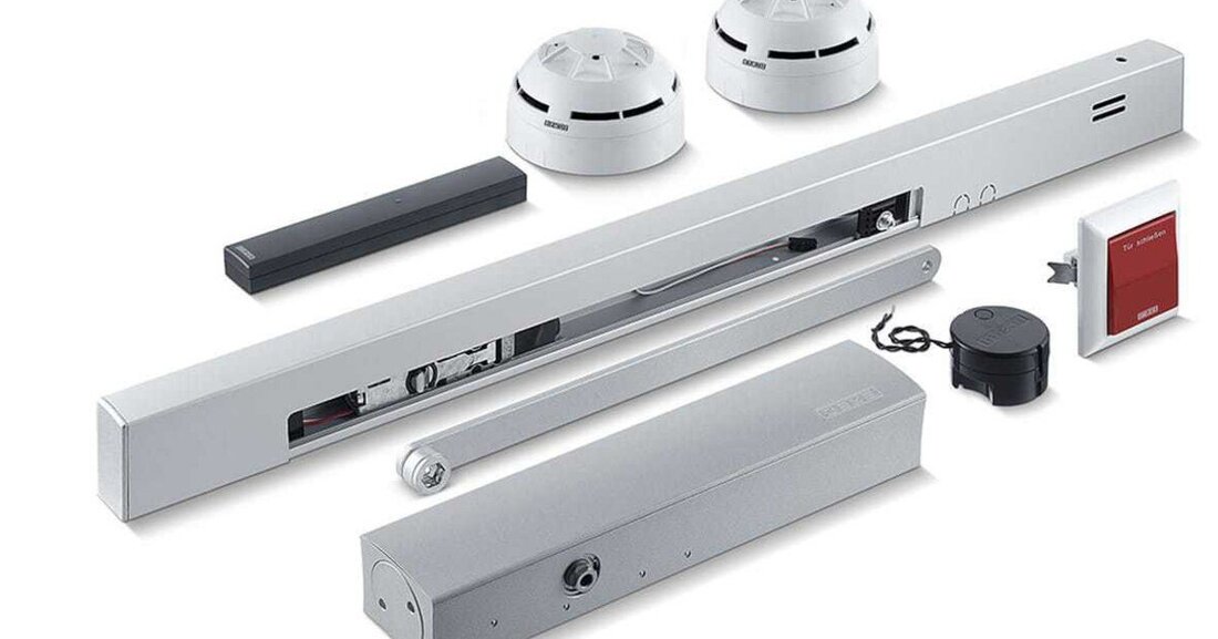 Pünktlich zum neuen Jahr fährt Geze mit zahlreichen Neuerungen in der Tür- und Fenstertechnik auf.