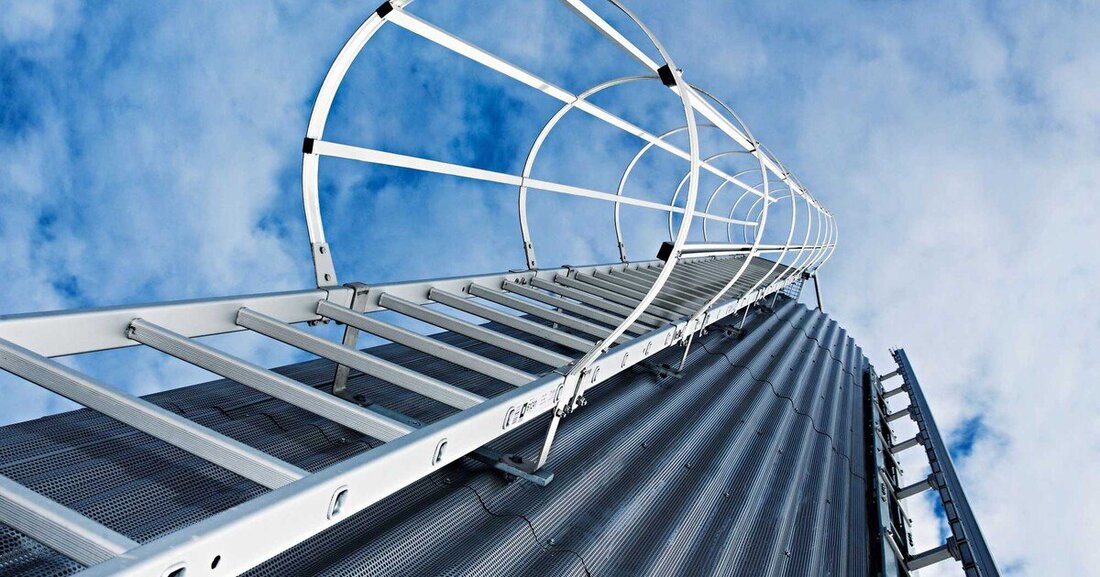 Steigtechnik. Planungshilfen und ein ausgeklügeltes Montagesystem machen die Steigleitern von Günzburger zu vielfältig einsetzbaren Lösungen.