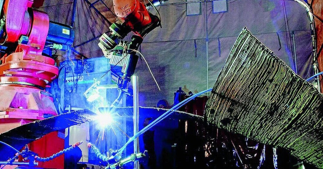Im Rahmen eines Forschungsprojektes gelang es der TU Darmstadt, die erste additiv gefertigte Stahlbrücke zu bauen.