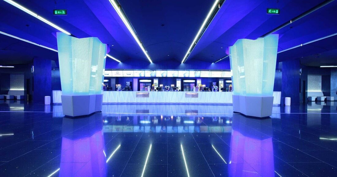 Wie das Mittersiller Familienunternehmen Möbel Kogler zum Spezialisten für Kinoprojekte in Kasachstan wurde.