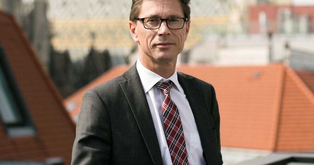 Die Plattform Dachvisionen startet mit neuem Sprecher und Kampagne in den Frühling.