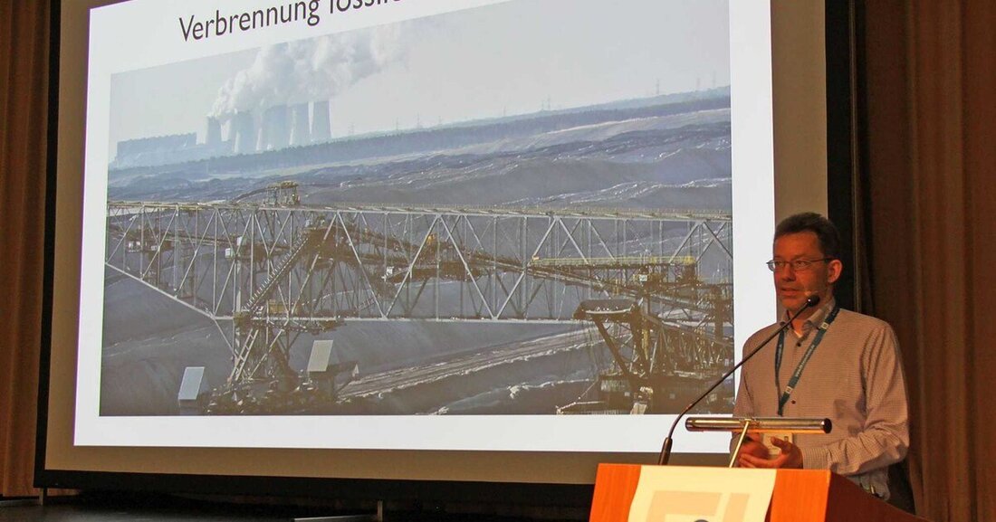 ift-Brandschutztage. Mehr als 300 Teilnehmer verfolgten beim diesjährigen ift-Brandschutzforum, was sich in den Bereichen Normung und internationaler Brandschutz tut.