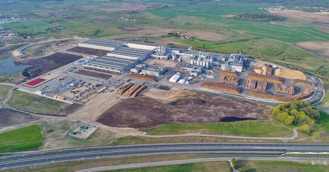 Ende Juni nahm der neue Egger-Produktionsstandort für rohe und beschichtete Spanplatten im polnischen Biskupiec seinen Betrieb auf - es ist das 19. Werk der Egger-Gruppe.