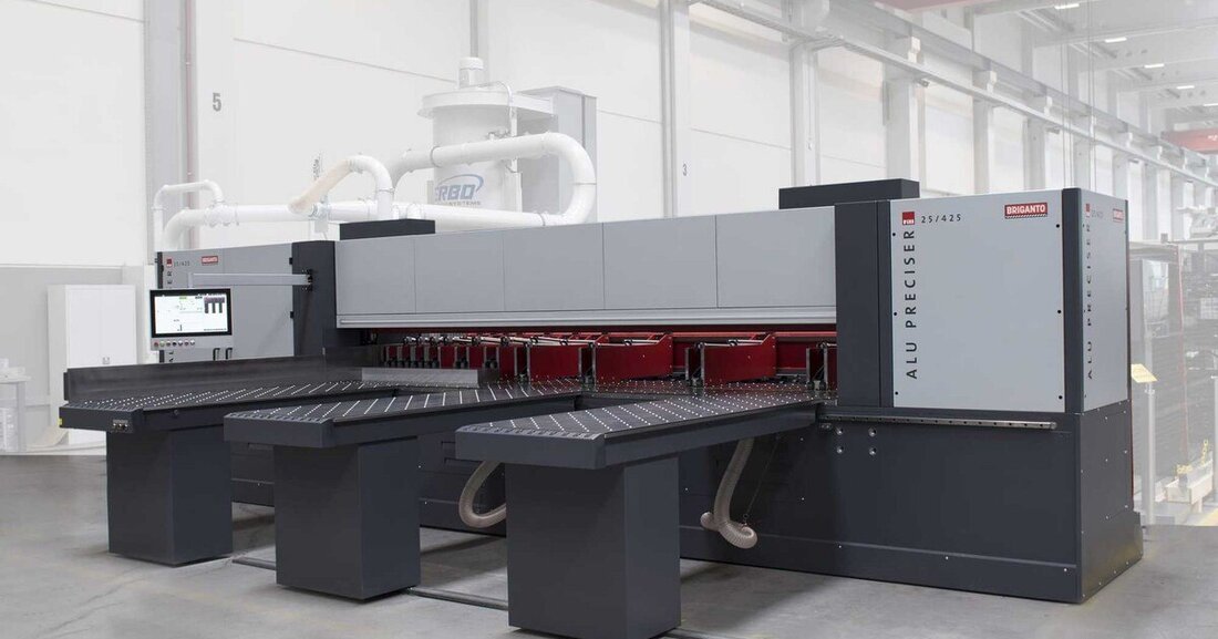 Die Kooperation von Fill und Briganto gipfelt in der High-End-Plattensäge für Aluminiumplatten alu preciser.