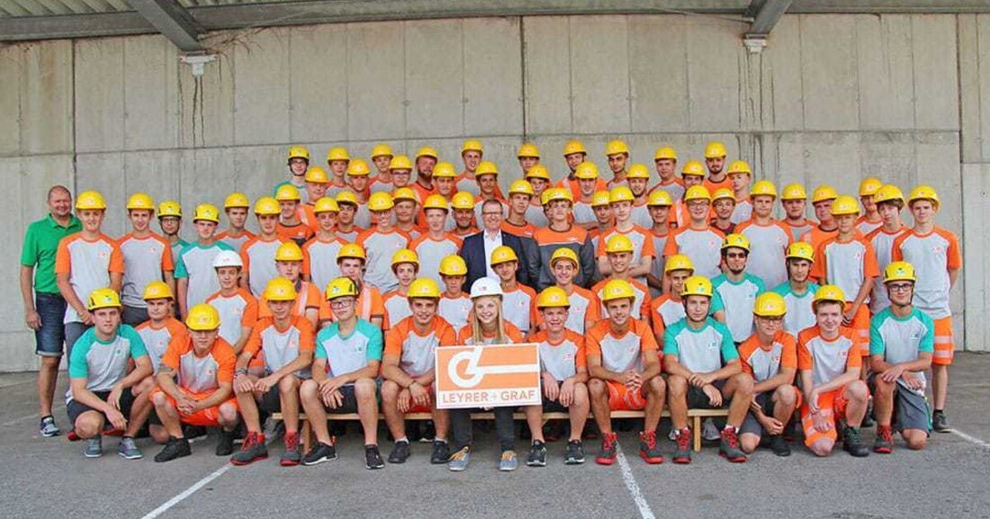 79 neue Lehrlinge haben im Sommer ihre Ausbildung bei Leyrer + Graf begonnen. 