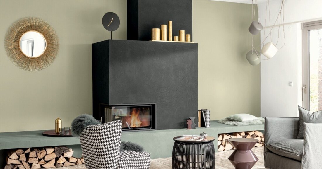 Caparols neue Trendfarbe Carbon-Schwarz bildet den Mittelpunkt der trendorientierten Innenraum-Gestaltung, sagen Caparol-Farbexperten. Die deutsche Schwestergesellschaft der Synthesa-Gruppe präsentiert außerdem drei Farbwelten mit unterschiedlichen Schwarz-Tönen.