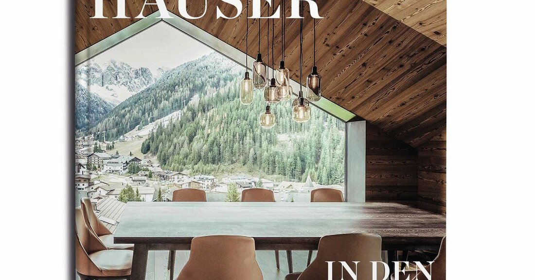 Bauen in den Alpen ist trotz Traumkulisse eine besondere Herausforderung. Ein neues Buch präsentiert 30 sehenswerte Beispiele aus Deutschland, Österreich, der Schweiz, Liechtenstein und Italien.