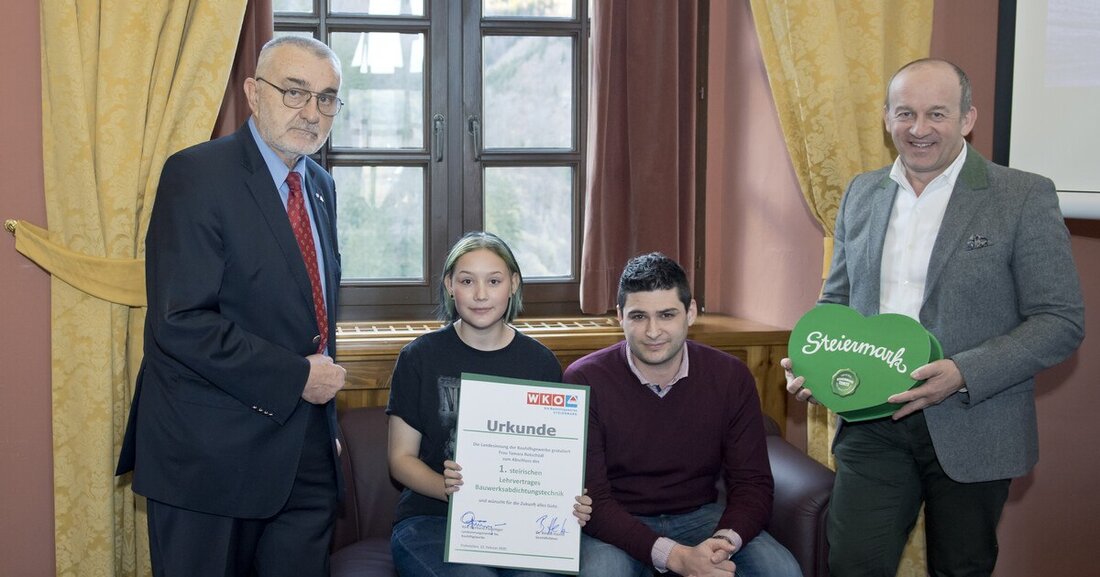 Bauwerksabdichtungstechnik – das ist ein junger dreijähriger Lehrberuf, der Mitte 2019 ins Leben gerufen wurde. Er soll den gestiegenen Anforderungen rund ums Flachdach und der Feuchtigkeitsabdichtung Rechnung tragen. In der Steiermark lernt nun die erste junge Handwerkerin diesen Beruf.