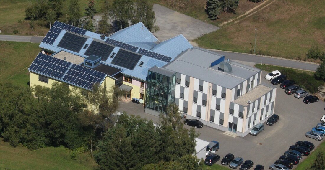 Abgesagten Messen und allen pandemiebedingten Einschränkungen zum Trotz konnte der österreichische Regeltechnikhersteller Technische Alternative das erste Quartal mit einem Umsatzplus von rund 30% abschließen. Neu im Schulungsangebot sind Webinare.