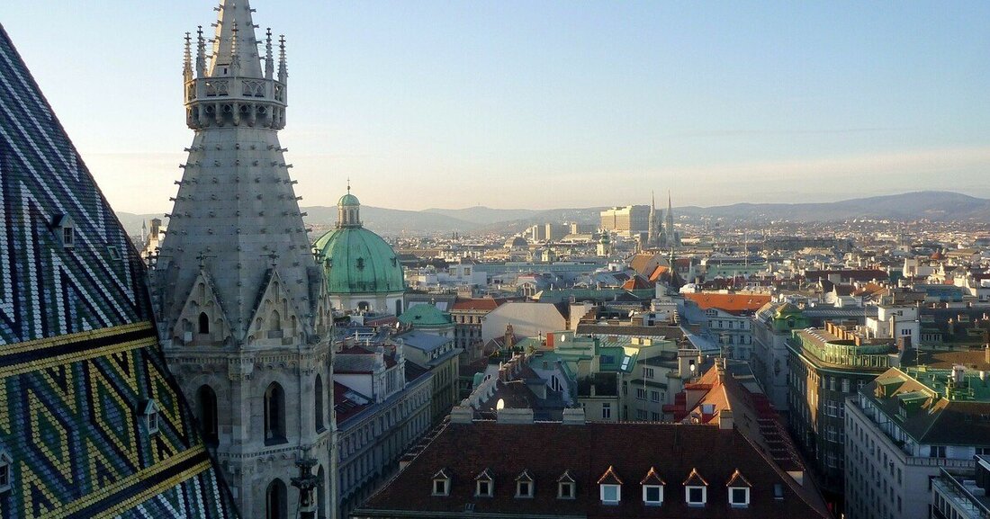 Ende Juni beginnt in Wien der Ausstieg aus der fossilen Gasversorgung von Gebäuden. Dann werden die ersten drei Klimaschutz-Gebiete verordnet. In diesen Gebieten wird sichergestellt, dass Neubauten ausschließlich mit einem klimaschonenden Energiesystem zu errichten sind. 