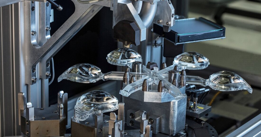 Corona. Die Betriebe der Metalltechnischen Industrie NÖ (MTI) waren und sind von der weltweiten Corona-Krise stark betroffen. Im Interview erzählen Thomas Welser (Welser Profile Austria) und Timo Soeren (Worthington Cylinders), wie ihre Unternehmen die herausfordernde Zeit meistern.