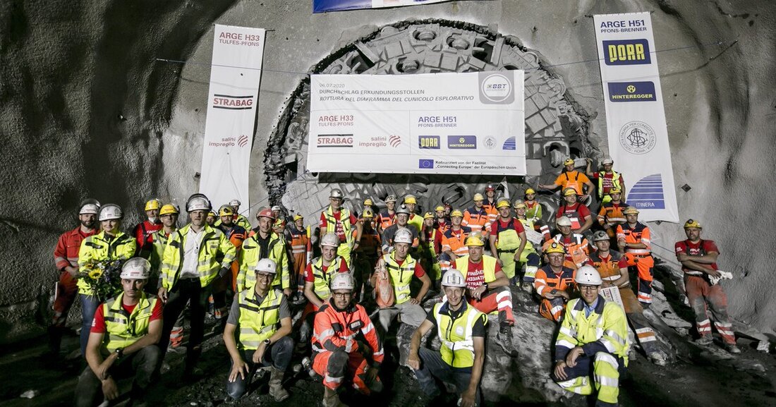 Nach 16,7 Kilometer Vortrieb mittels Tunnelbohrmaschine ist der Erkundungsstollen zwischen den beiden Baulosen Tulfes-Pfons und Pfons-Brenner nun hergestellt. 