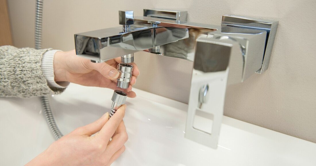 Der durchschnittliche Wasserverbrauch in Österreich liegt pro Kopf bei etwa 130 Liter Leitungswasser am Tag - vor allem durch das Duschen. Holter bietet mit dem neuen "Ecoturbino" daher ab sofort eine Wassersparinnovation für die Dusche, die den Wasserverbrauch nachweislich um 40 Prozent senkt, ohne dass die Duschstrahlintensität abnimmt.