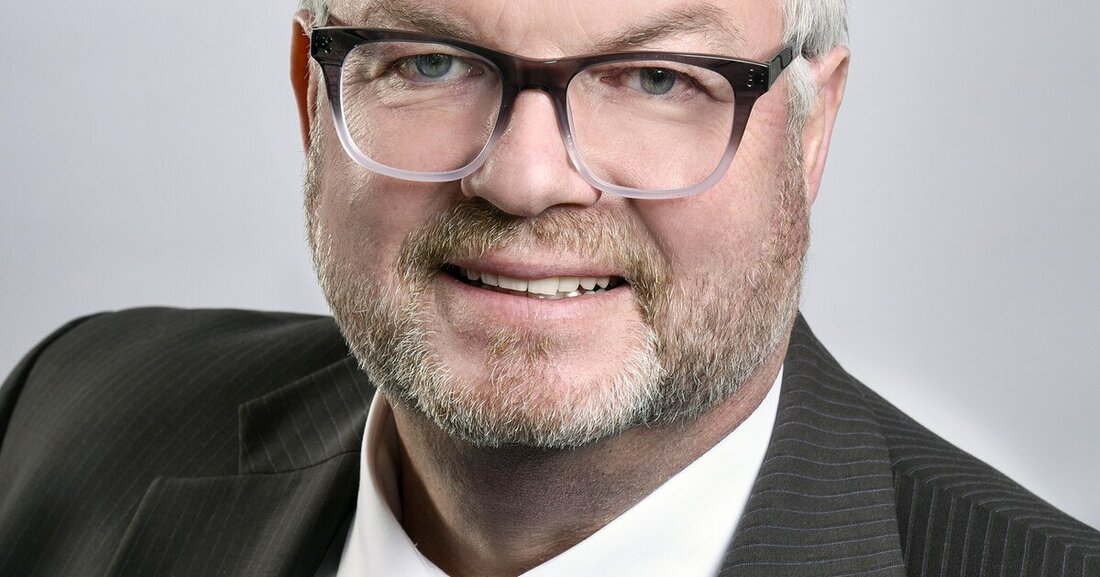 Zur Verstärkung ihres Vertriebs hat die puren gmbh mit der Gesamtvertriebsleitung eine neue Führungsposition geschaffen, die mit Theodor Mayer besetzt wurde. 