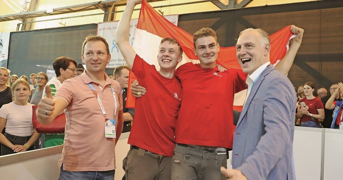 Das Tischler-Team holte bei den EuroSkills 2021 in Graz die Silbermedaille und eine „Medallion for Excellence“.