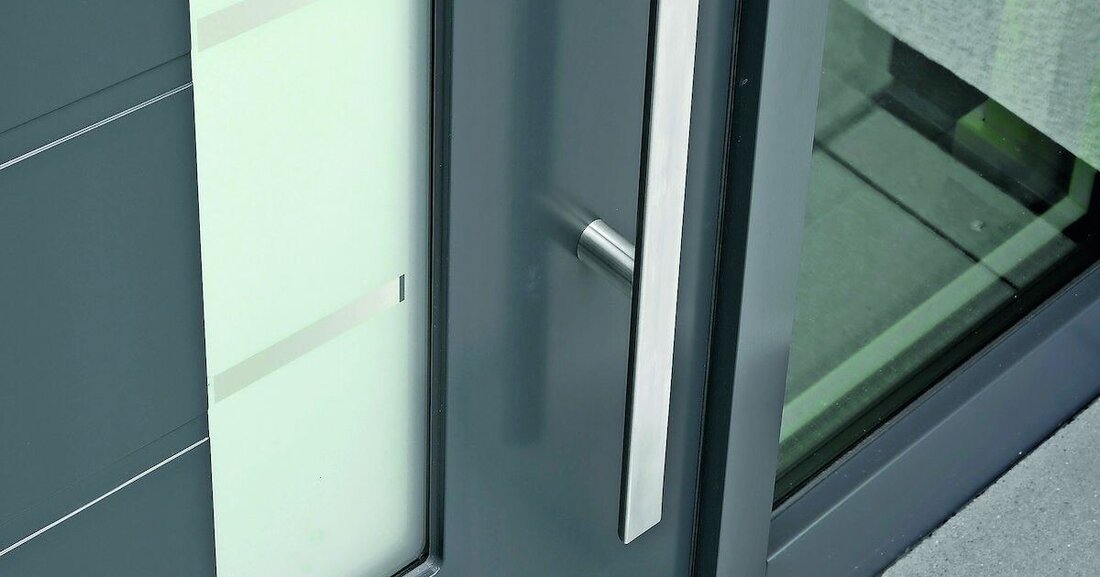 Moderne Türelemente aus Aluminium bieten dem Metallbauer vielfältige Eigenschaften.