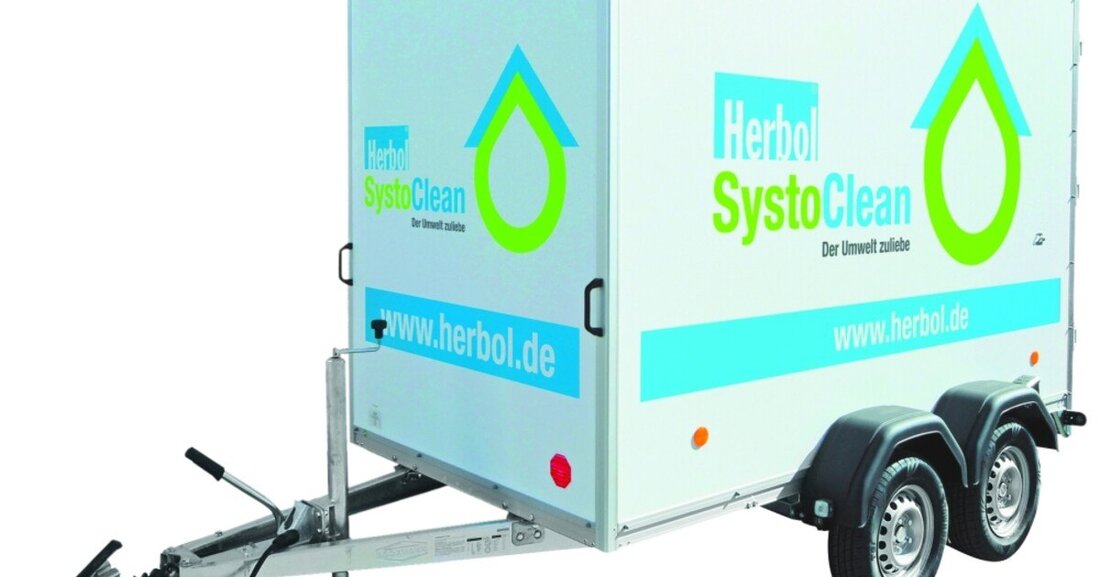 Alltek Austria bietet mit Herbol SystoClean ein Konzept zur Untergrundvorbereitung der Fassade zum Mieten an.