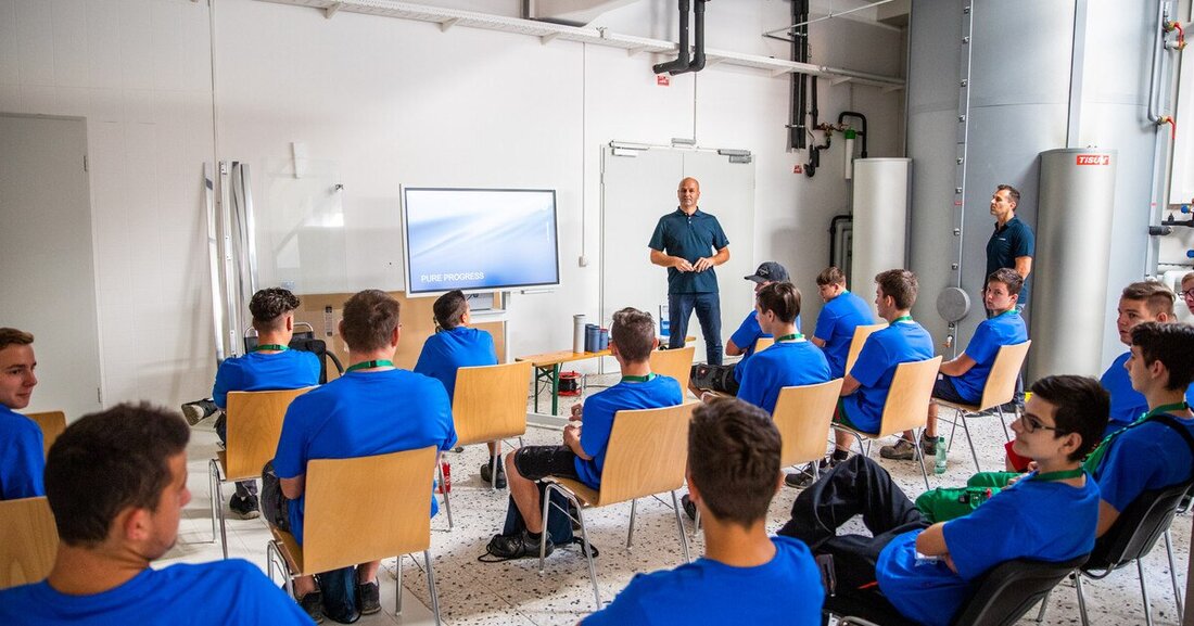 Von 19. bis 21. August kamen 63 Lehrlinge aus verschiedenen LSI-Betrieben in ganz Österreich zusammen, um gemeinsam neue Erfahrungen auf dem Installateurs-Boden zu machen, zu lernen und Spaß zu haben.