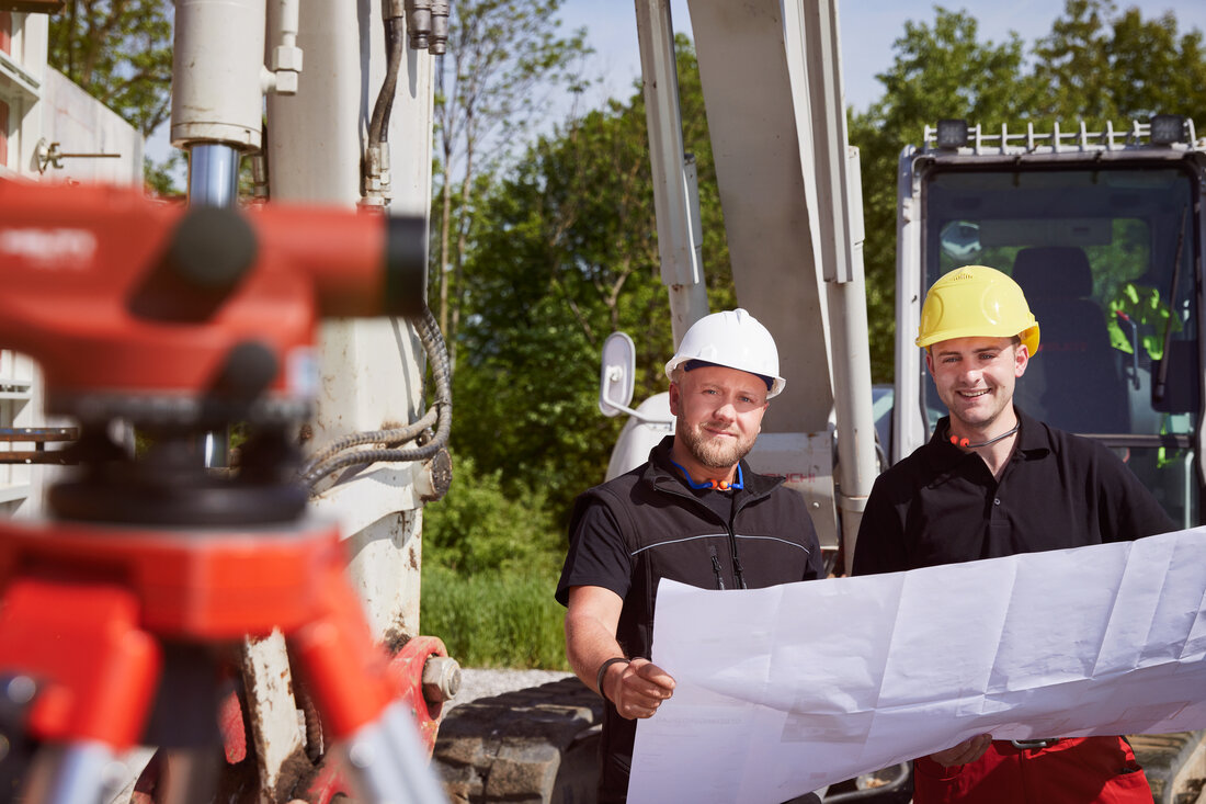 „Nachhaltigkeit ist kein Trend, sondern eine Notwendigkeit. Wer nicht handelt, verliert den Anschluss." Eine Studie der ZAB zeigt, wie Unternehmen neue Nachhaltigkeitsvorgaben zu ihrem Vorteil umsetzen können.