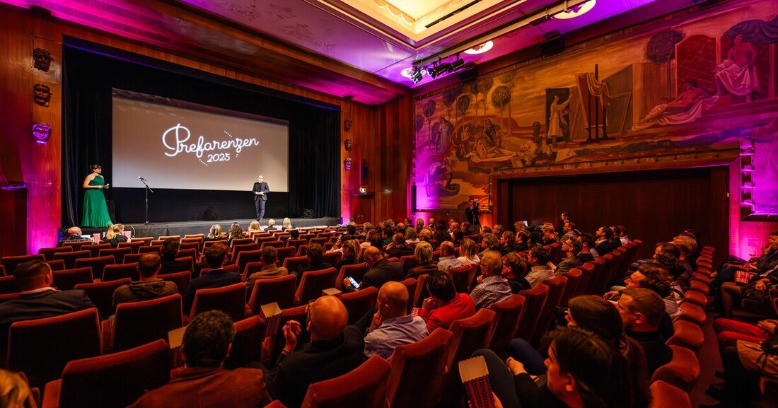 Die "Prefarenzen"-Premiere 2025 brachte Architektur-Highlights mit KI-generierten Filmtrailern auf die Leinwand.