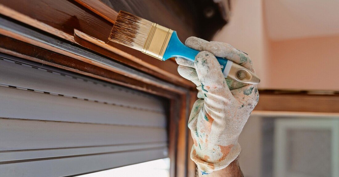 Insbesondere im Fensterbau gibt es witterungsbedingt hohe Anforderungen an den Holzschutz.